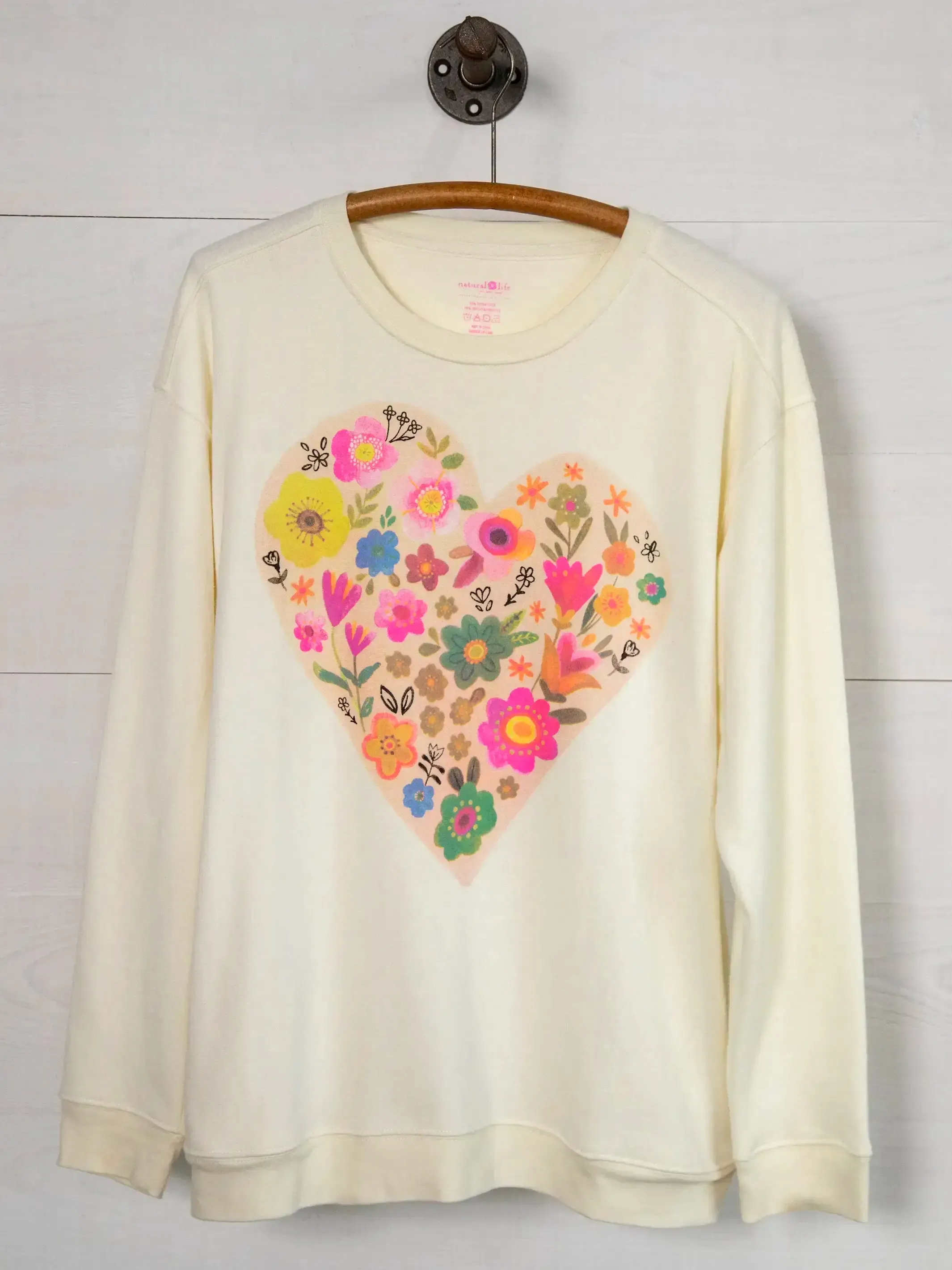 Comfy Pocket Sweatshirt - Ivory Heart