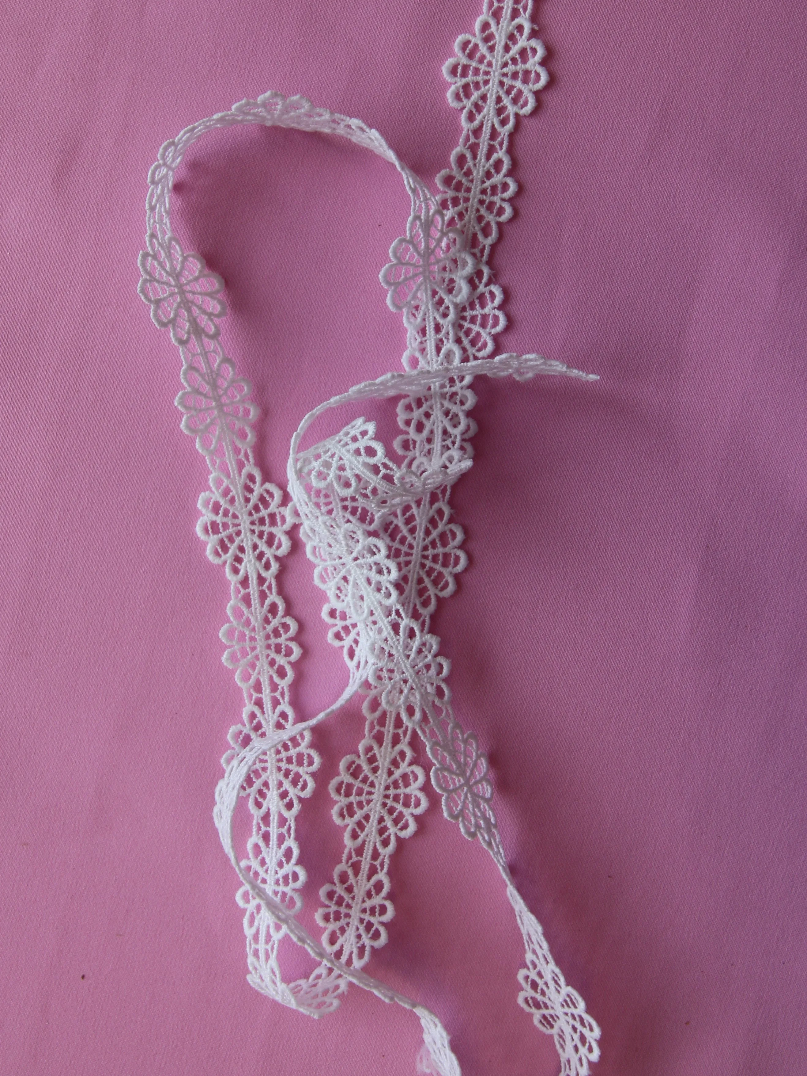 Ivory Lace Trim - Butternut