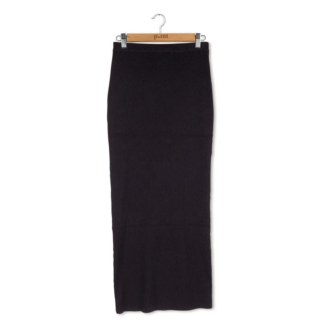 Point Knit Ribbed Maxi Skirt