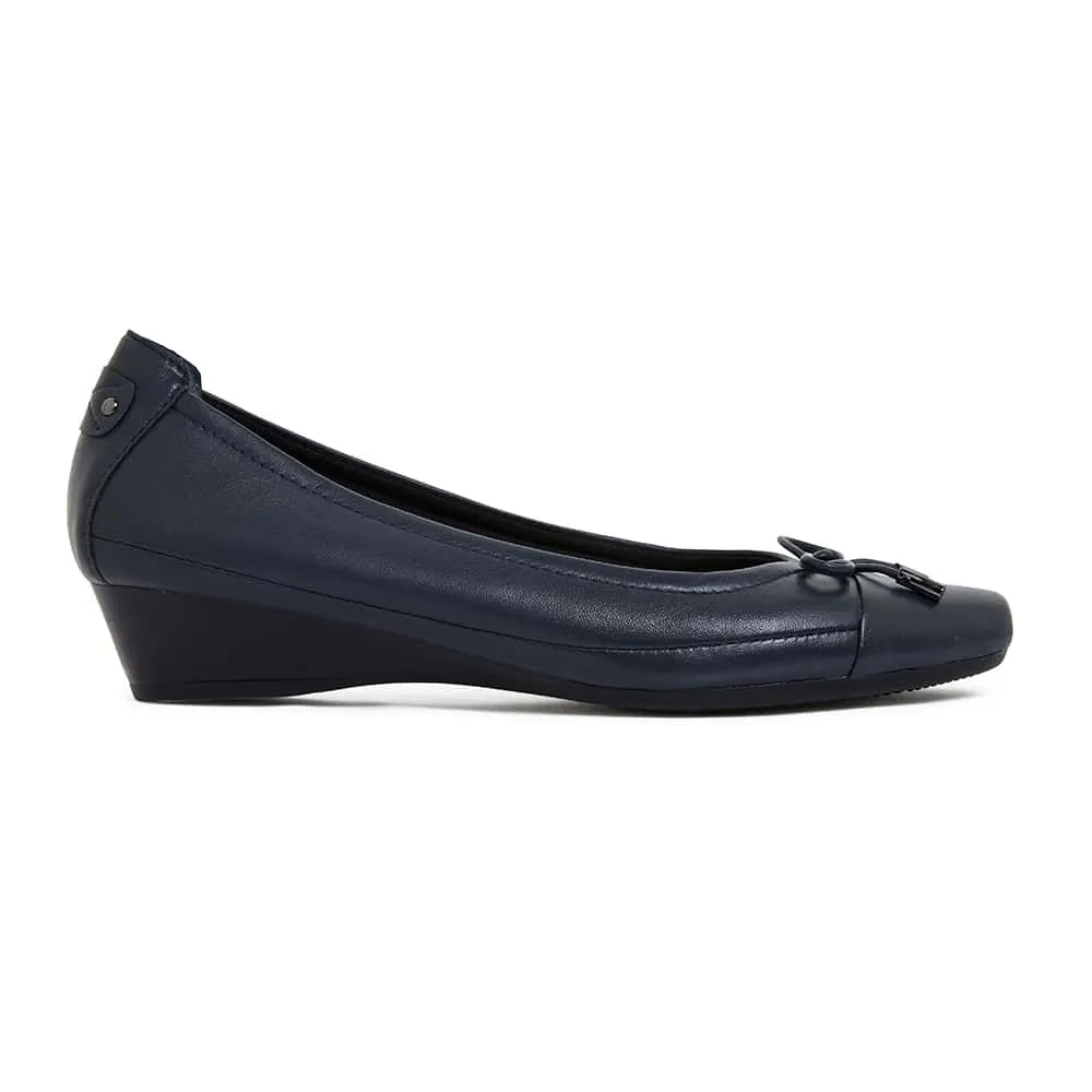 Shannon Heel in Navy Leather