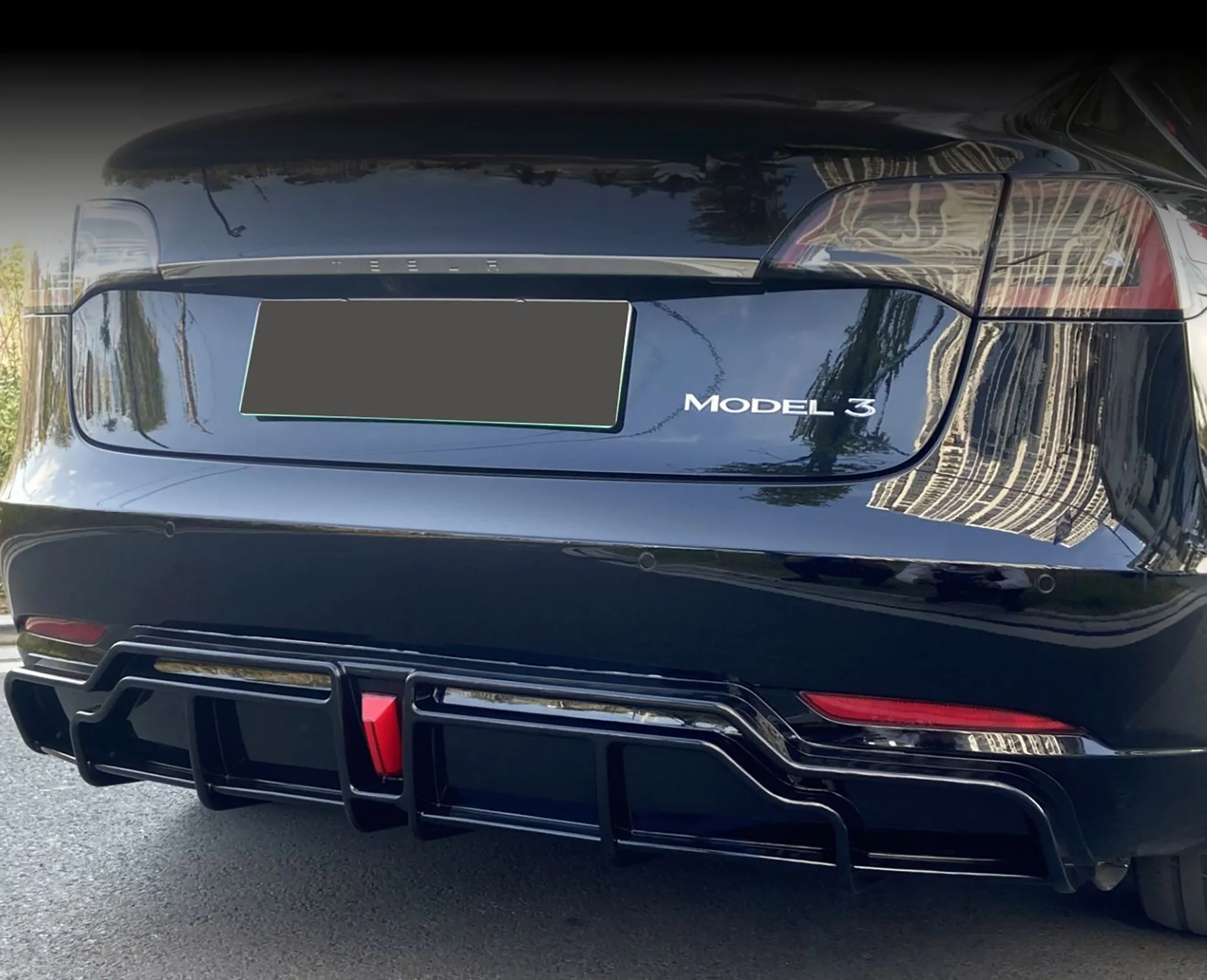 Tesla Model Y/3 Rear Diffuser Bumper Lip with LED Brake Light